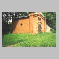 111-1111 Am Friedhof in Wehlau  im Jahre 2001.jpg